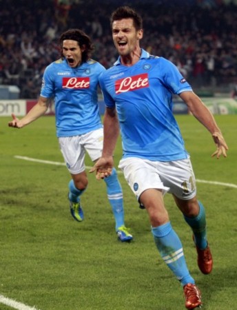 备受瞩目的 备受瞩目的