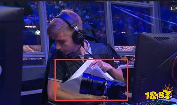 依旧以其 依旧以其