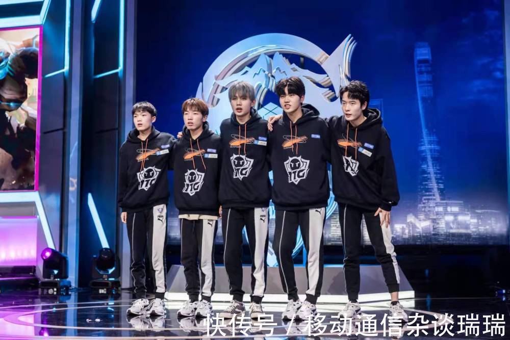 球队展现了 球队展现了