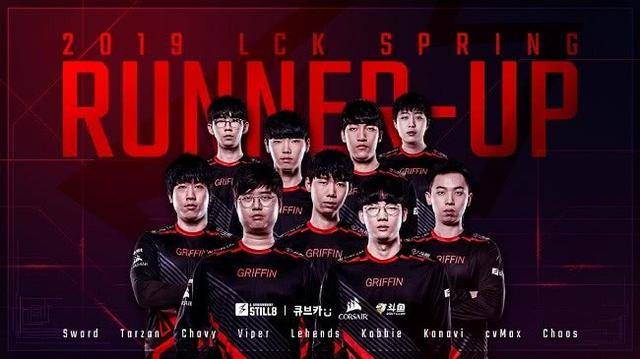 尝试挖角他 尝试挖角他